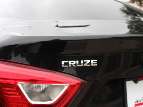 Used 2019 Chevrolet Cruze LT w/ LT Fleet Convenience Package FWD image 42