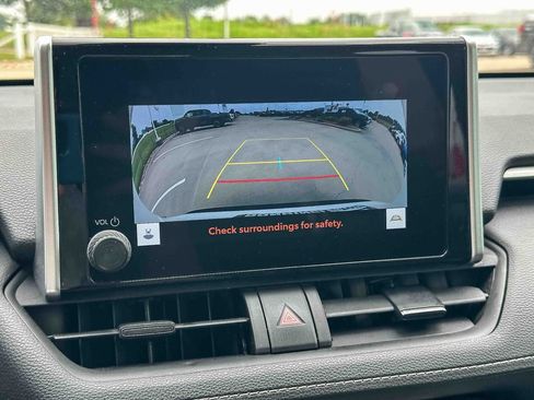 Certified 2024 Toyota RAV4 XLE FWD image 31