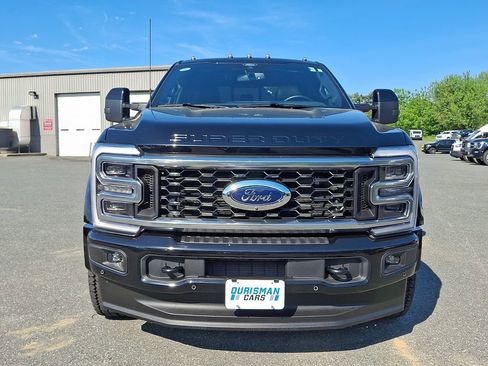 Used 2026 Ford F450 Platinum w/ FX4 Off-Road Package AWD/4WD image 2
