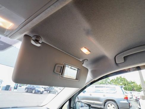 Used 2021 Volkswagen Tiguan S image 55