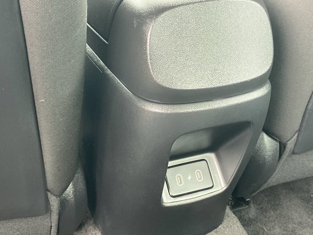 Used 2026 Hyundai Elantra Sport FWD image 16