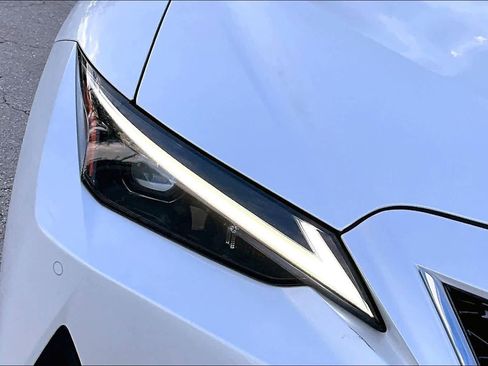 Used 2024 Lexus IS 300 w/ Comfort Package image 28