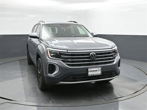 New 2026 Volkswagen Atlas SE image 22