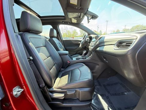 Used 2022 Chevrolet Equinox RS w/ RS Leather Package image 27