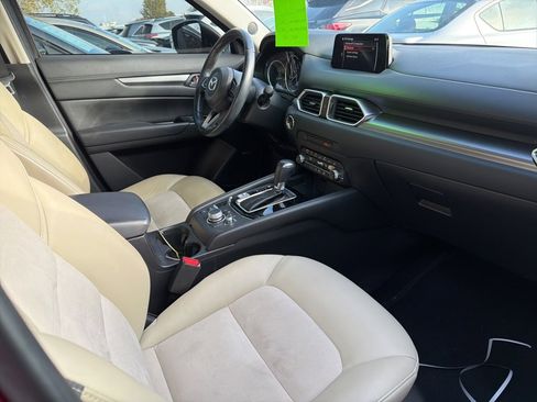 Used 2019 MAZDA CX-5 Touring image 5