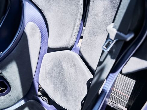 Used 2019 McLaren Senna RWD image 53
