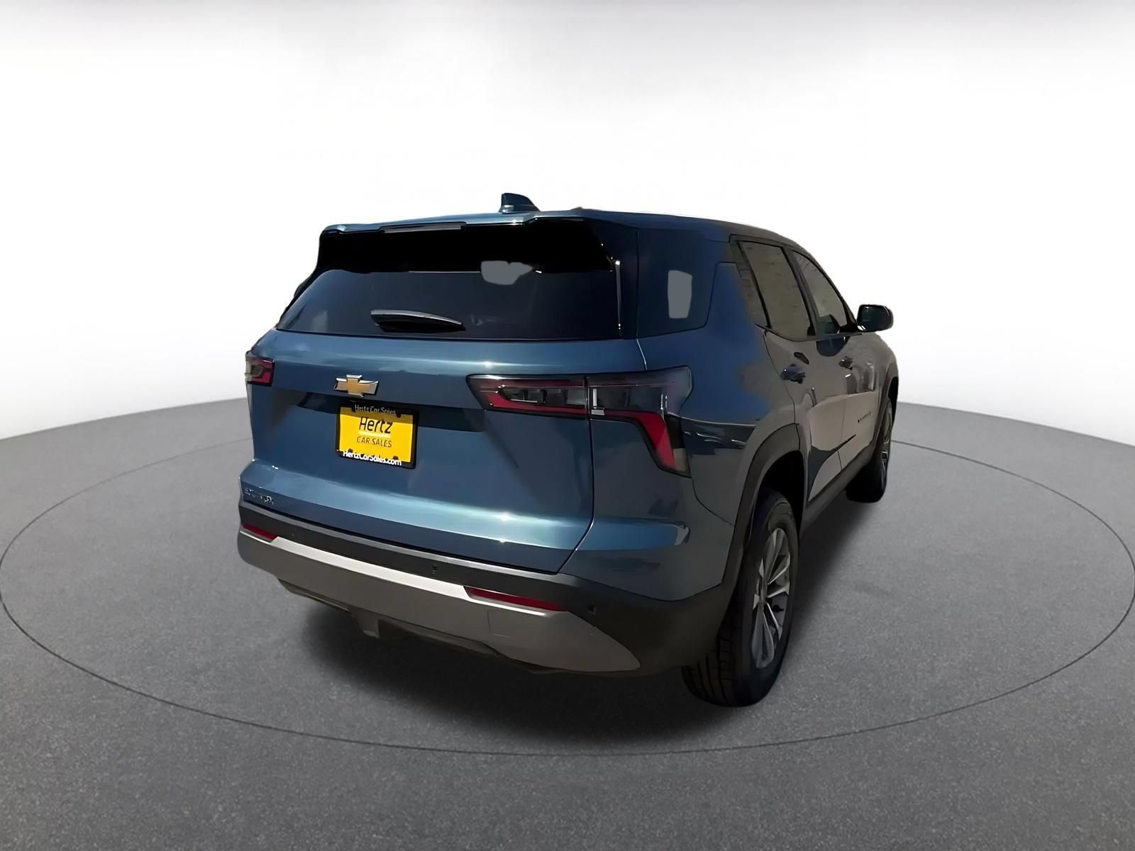 Used 2025 Chevrolet Equinox LT FWD image 13
