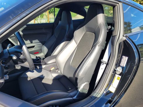 Certified 2022 Porsche 911 GT3 image 5