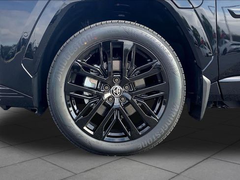 New 2026 Toyota RAV4 XSE AWD/4WD image 11