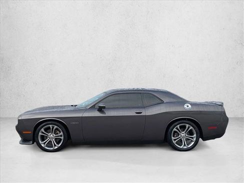 Used 2022 Dodge Challenger R/T image 8
