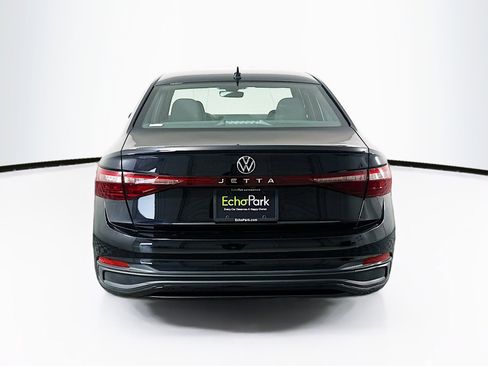 Used 2025 Volkswagen Jetta Sport FWD image 7