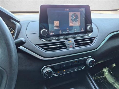 Used 2019 Nissan Altima 2.5 S FWD image 15