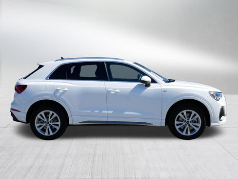 Used 2025 Audi Q3 2.0T Premium image 8