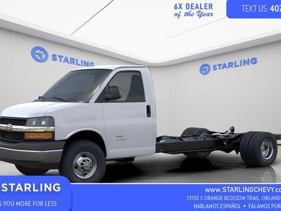 New 2026 Chevrolet Express 4500 w/ Power Convenience Package