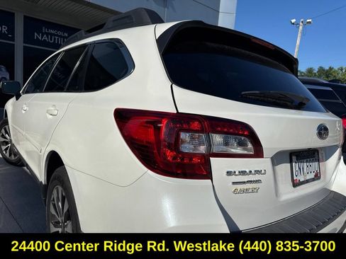 Used 2017 Subaru Outback 2.5i Limited AWD/4WD image 13