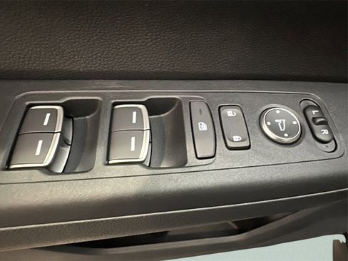 New 2026 Honda CR-V EX-L image 10