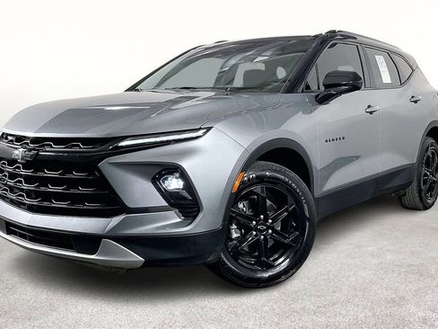 Used 2024 Chevrolet Blazer LT w/ Convenience Package FWD image 15