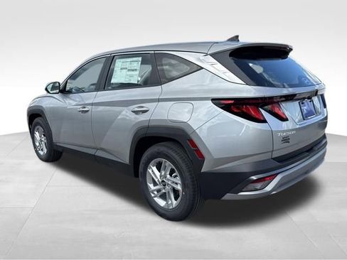 New 2026 Hyundai Tucson SE FWD image 3