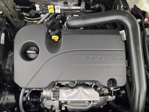 New 2026 Chevrolet Equinox LT w/ Safety and Technology Package FWD image 35