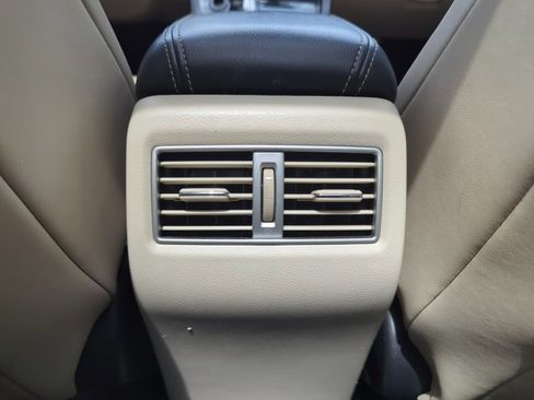 Used 2017 Nissan Maxima Platinum FWD image 20