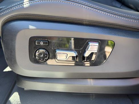 Used 2026 BMW X5 xDrive40i AWD/4WD image 15