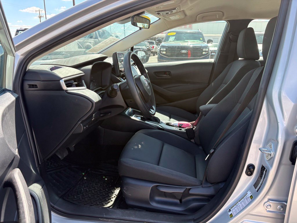 Used 2024 Toyota Corolla LE FWD image 14