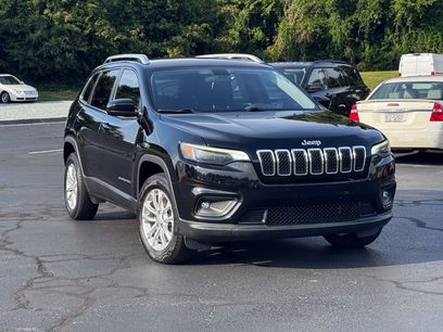 Used 2019 Jeep Cherokee Latitude w/ Popular Appearance Group