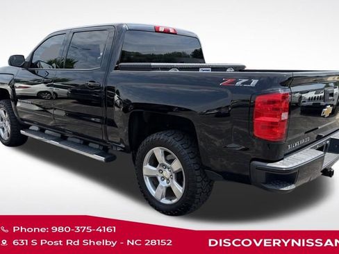 Used 2018 Chevrolet Silverado 1500 LT w/ All Star Edition AWD/4WD image 4