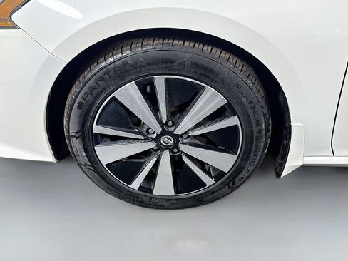 Used 2021 Nissan Altima 2.5 SV image 38