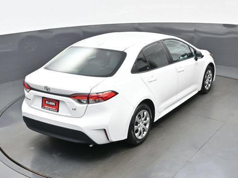 Used 2024 Toyota Corolla LE FWD image 38