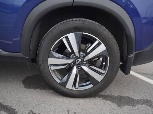 Used 2023 Nissan Rogue SL image 41