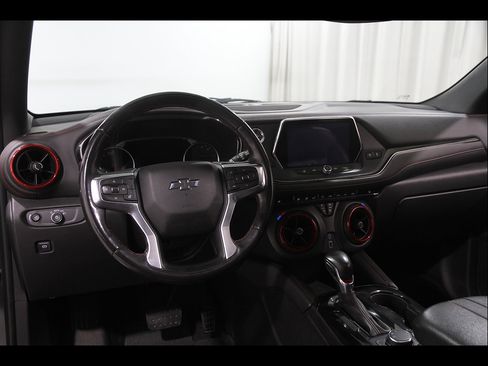 Used 2020 Chevrolet Blazer RS w/ LPO, Floor Liner Package FWD image 6