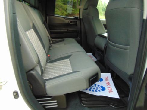 Used 2020 Toyota Tundra SR AWD/4WD image 10