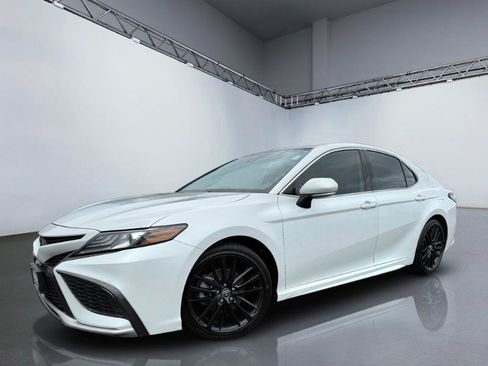 Used 2022 Toyota Camry XSE AWD/4WD image 27