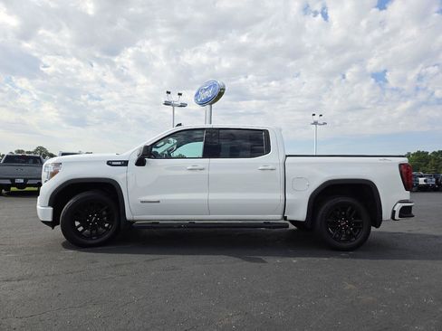 Used 2022 GMC Sierra 1500 Elevation w/ LPO, Elevation Black Package AWD/4WD image 12
