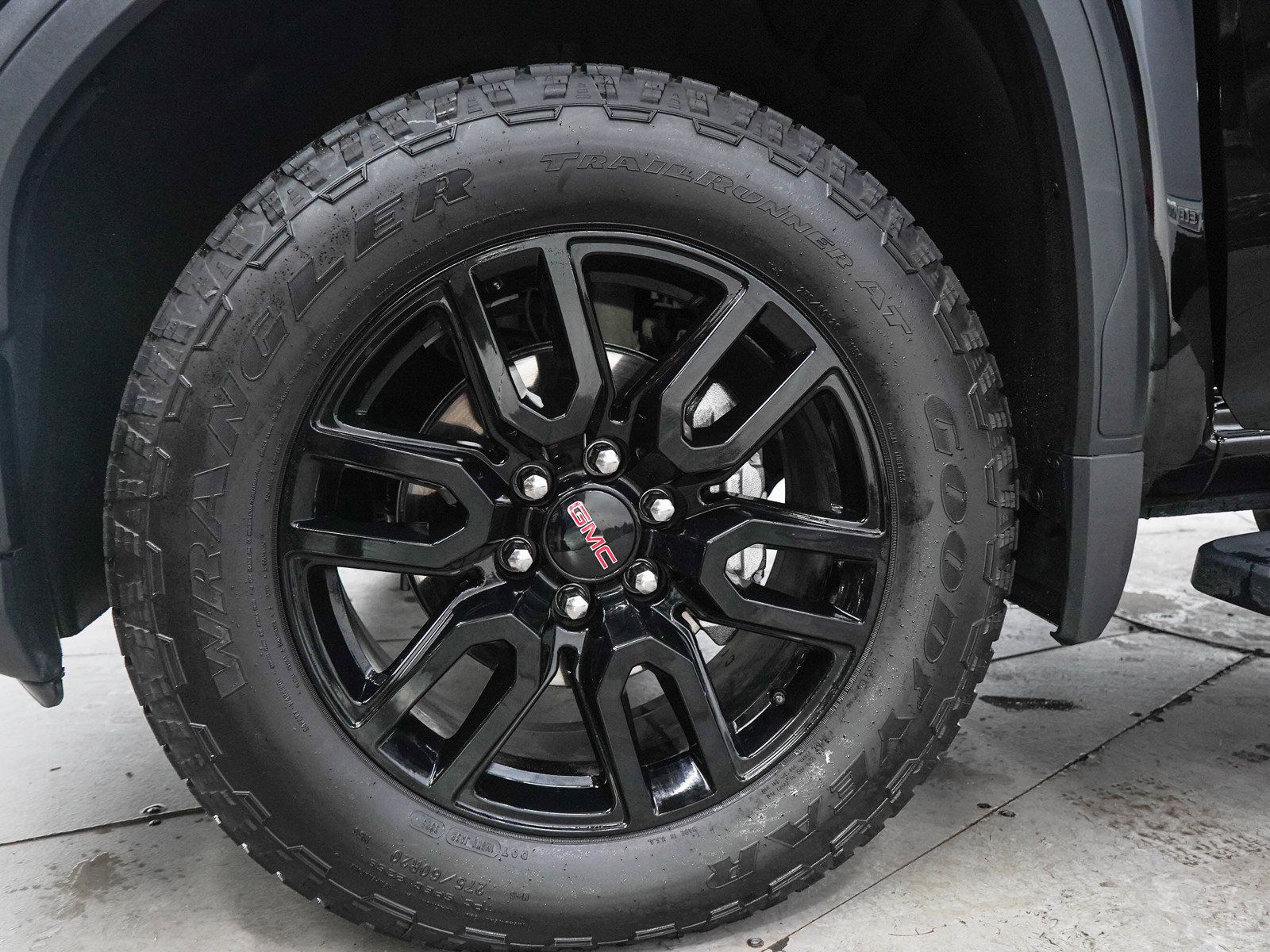 Used 2026 GMC Sierra 1500 Elevation w/ Elevation Premium Package AWD/4WD image 31