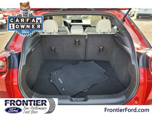 Used 2022 MAZDA MX-30 Electric w/ Premium Plus Pkg image 7