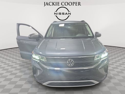 Used 2024 Volkswagen Taos S image 2