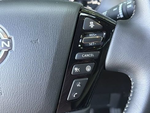 Used 2022 Nissan Armada SL w/ Captain's Chairs Package AWD/4WD image 30
