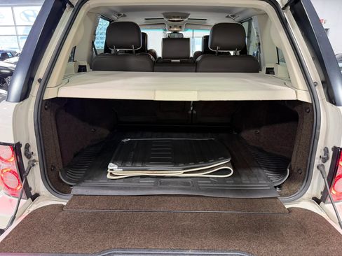 Used 2010 Land Rover Range Rover Supercharged AWD/4WD image 31