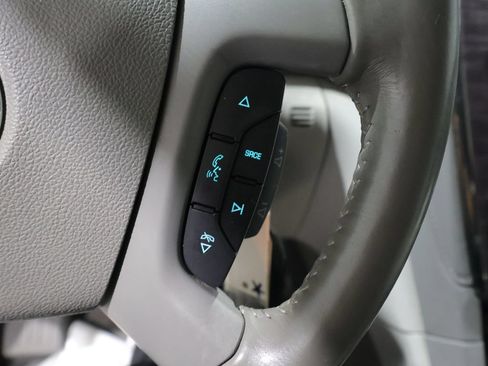 Used 2017 Buick Enclave Premium AWD/4WD image 36