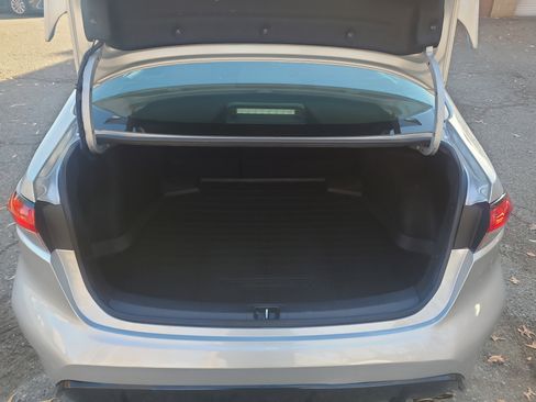 Used 2023 Toyota Corolla SE image 30