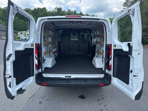 Used 2025 Ford Transit 250 Low Roof w/ Exterior Upgrade Package RWD image 6