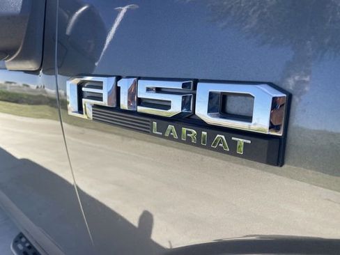 Used 2020 Ford F150 Lariat image 32