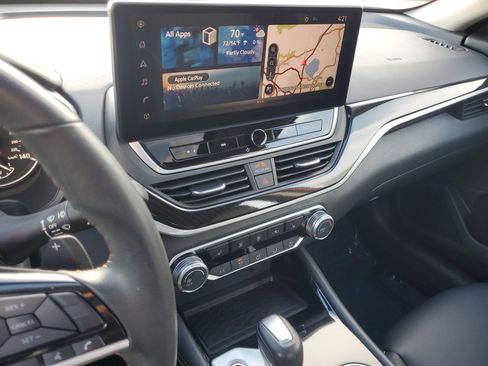 Certified 2024 Nissan Altima 2.5 SR w/ SR Premium Package image 27