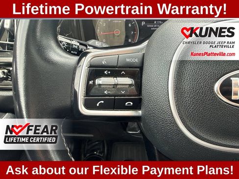 Used 2021 Kia Sorento EX w/ Panoramic Sunroof Package AWD/4WD image 23