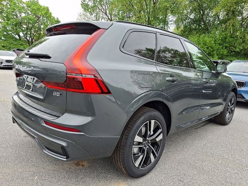 New 2026 Volvo XC60 B5 Plus w/ Climate Package AWD/4WD image 4