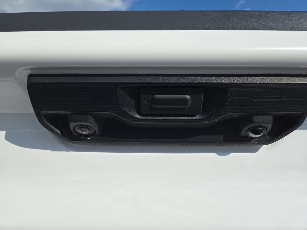 Used 2024 Chevrolet Silverado 1500 LT AWD/4WD image 23