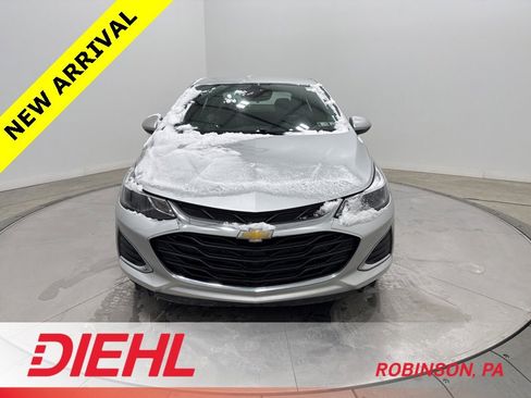 Used 2019 Chevrolet Cruze Premier w/ Driver Confidence II Package image 2