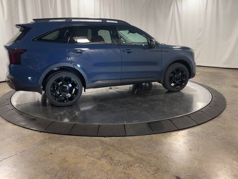 New 2025 Kia Sorento X-Line EX image 9
